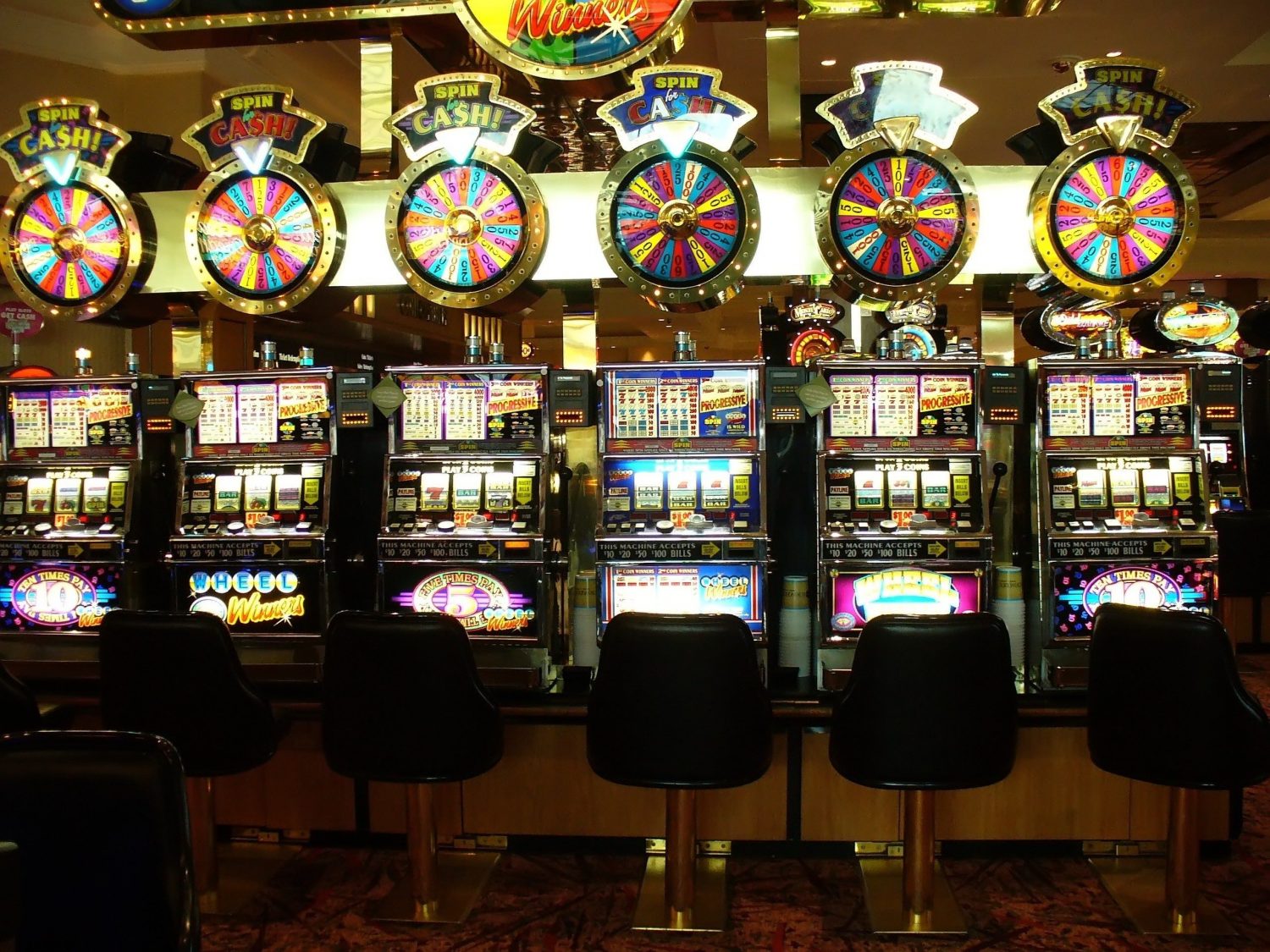 Free internet casino slots